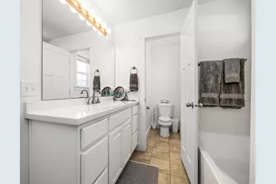 1664 S Landrock Dr, Saratoga Springs, UT 84045 - Photo 9