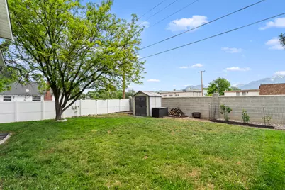 1712 W 8300 S, West Jordan, UT 84088 - Photo 41
