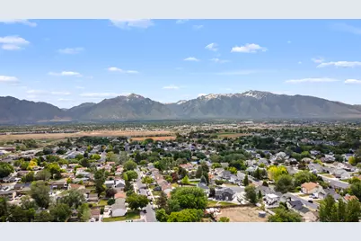 1712 W 8300 S, West Jordan, UT 84088 - Photo 47