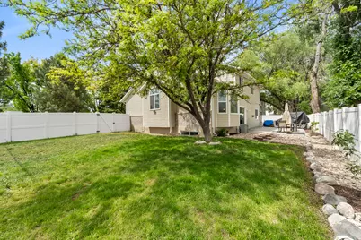 1712 W 8300 S, West Jordan, UT 84088 - Photo 39