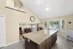 1712 W 8300 S, West Jordan, UT 84088 - Photo 13