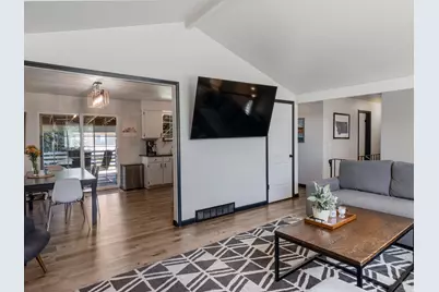 877 N Starcrest Dr, Salt Lake City, UT 84116 - Photo 7