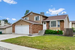10812 S Granite Dr, Sandy, UT 84094 - Photo 1