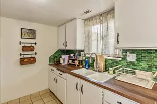 37 W 600 N, Orem, UT 84057 - Photo 13