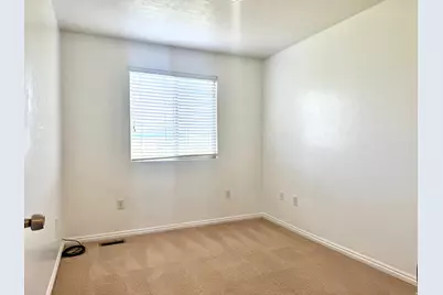 359 E 1220 S, Vernal, UT 84078 - Photo 9