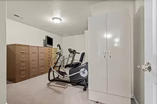 1443 W Iron Port Dr, South Jordan, UT 84095 - Photo 33