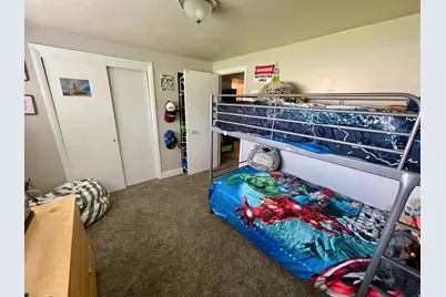 2444 E Quail Run Dr S, Sandy, UT 84093 - Photo 15