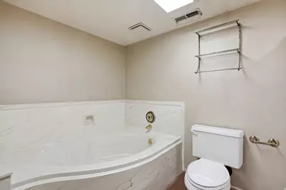 5785 S Ayrshire Dr, Murray, UT 84107 - Photo 45
