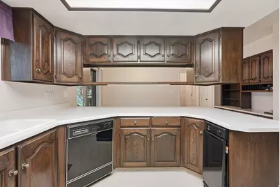 5785 S Ayrshire Dr, Murray, UT 84107 - Photo 15