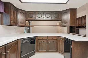 5785 S Ayrshire Dr, Murray, UT 84107 - Photo 15
