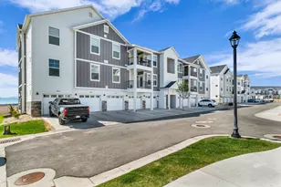 927 W Coral Charm Wy, Saratoga Springs, UT 84045 - Photo 25