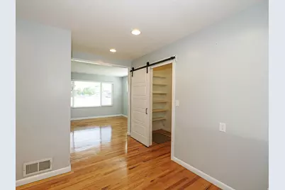 35 W American Ave S, Murray, UT 84107 - Photo 17
