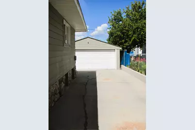 136 S 100 E, Price, UT 84501 - Photo 29