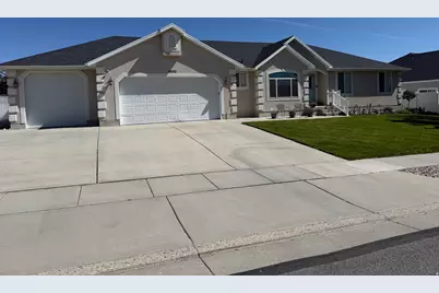 4032 W Red Tail Dr S, Riverton, UT 84065 - Photo 3