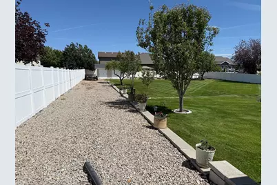 4032 W Red Tail Dr S, Riverton, UT 84065 - Photo 43