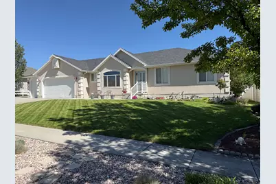 4032 W Red Tail Dr S, Riverton, UT 84065 - Photo 1