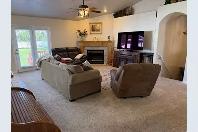 4032 W Red Tail Dr S, Riverton, UT 84065 - Photo 7