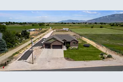 5702 W 950 N, Ogden, UT 84404 - Photo 5