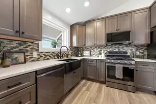 2104 E Buckingham Way, Sandy, UT 84093 - Photo 7