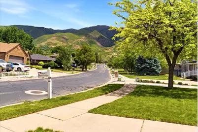2652 E 1600 N, Layton, UT 84040 - Photo 7