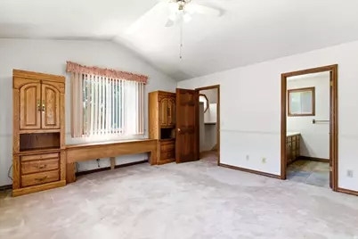 2652 E 1600 N, Layton, UT 84040 - Photo 15