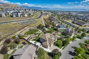 4642 N Pebblestone Ln W, Lehi, UT 84043 - Photo 43