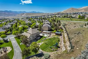 4642 N Pebblestone Ln W, Lehi, UT 84043 - Photo 47