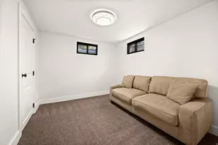 8527 S Colene Dr E, Sandy, UT 84094 - Photo 17