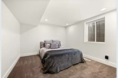 8527 S Colene Dr E, Sandy, UT 84094 - Photo 15