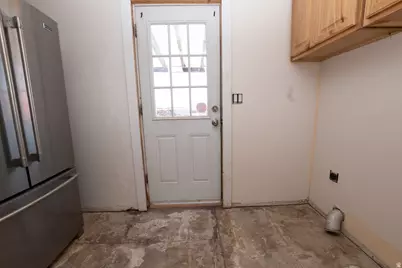 570 W Main St, Greenville, UT 84731 - Photo 11