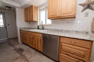570 W Main St, Greenville, UT 84731 - Photo 9