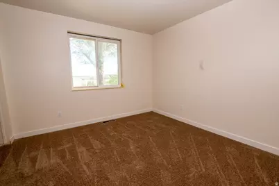 570 W Main St, Greenville, UT 84731 - Photo 19