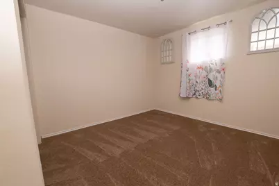 570 W Main St, Greenville, UT 84731 - Photo 25