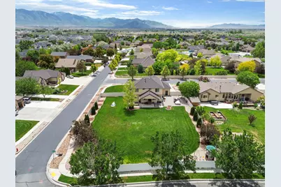 192 W Preakness Way, Stansbury Park, UT 84074 - Photo 37