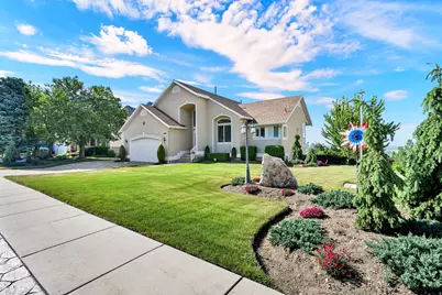 259 E 3725 N, North Ogden, UT 84414 - Photo 3