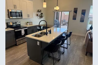 560 N Ventura Ln, Washington, UT 84780 - Photo 3
