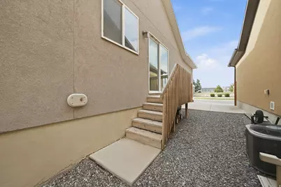 1854 E Shadow Dr N, Eagle Mountain, UT 84005 - Photo 33