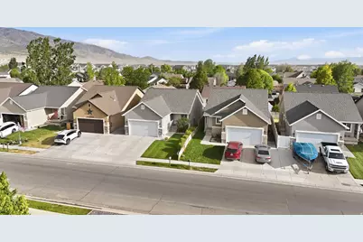 1854 E Shadow Dr N, Eagle Mountain, UT 84005 - Photo 33