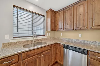 1854 E Shadow Dr N, Eagle Mountain, UT 84005 - Photo 13