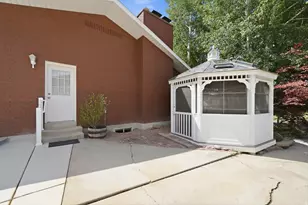 3120 N Apache Ln E, Provo, UT 84604 - Photo 11