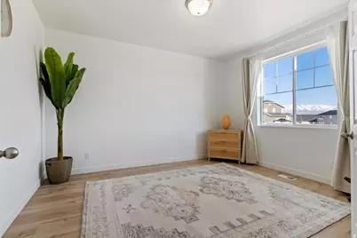 2869 S Drake Ave, Saratoga Springs, UT 84045 - Photo 5