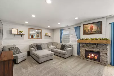 1735 W Parkview Dr, Syracuse, UT 84075 - Photo 7