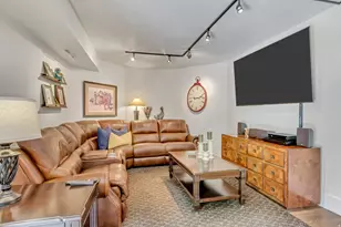 900 S Donner Way, Salt Lake City, UT 84108 - Photo 5