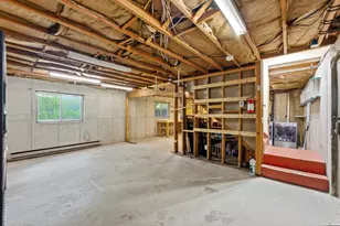 11337 E Silver Snow Ln, Salt Lake City, UT 84121 - Photo 25