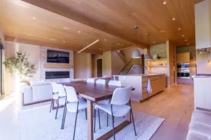 355 E Rockwell Cir, Midway, UT 84049 - Photo 3