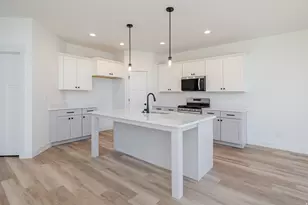 2884 N Purpletop Ln, Saratoga Springs, UT 84045 - Photo 7