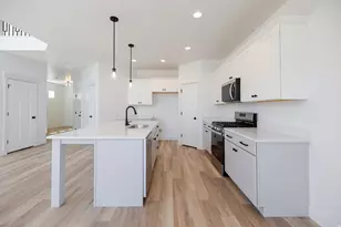 2884 N Purpletop Ln, Saratoga Springs, UT 84045 - Photo 9