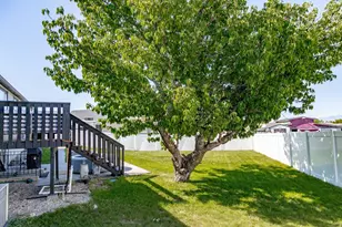 9977 S 3265 W, South Jordan, UT 84095 - Photo 27