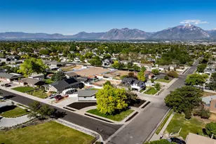 9977 S 3265 W, South Jordan, UT 84095 - Photo 35