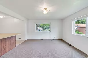 34 W 800 N, Bountiful, UT 84010 - Photo 9